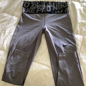 Nike Pro workout leggings